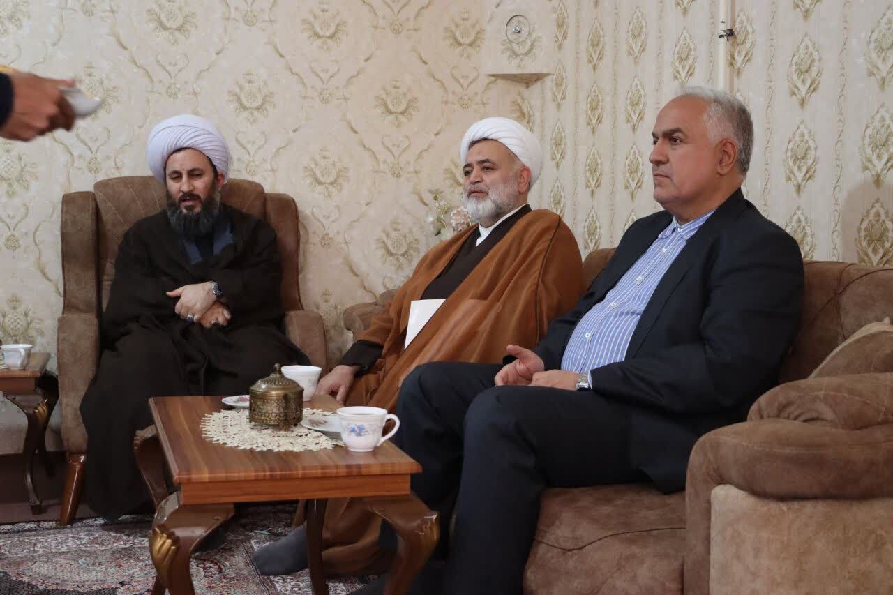 تکریم خانواده  شهید حسن حسینی  از شهدای  فراجا در خوی