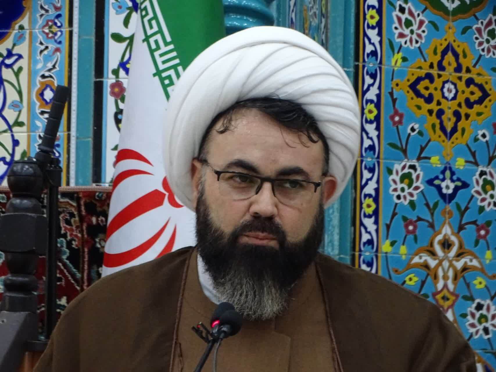 پیام آذری
