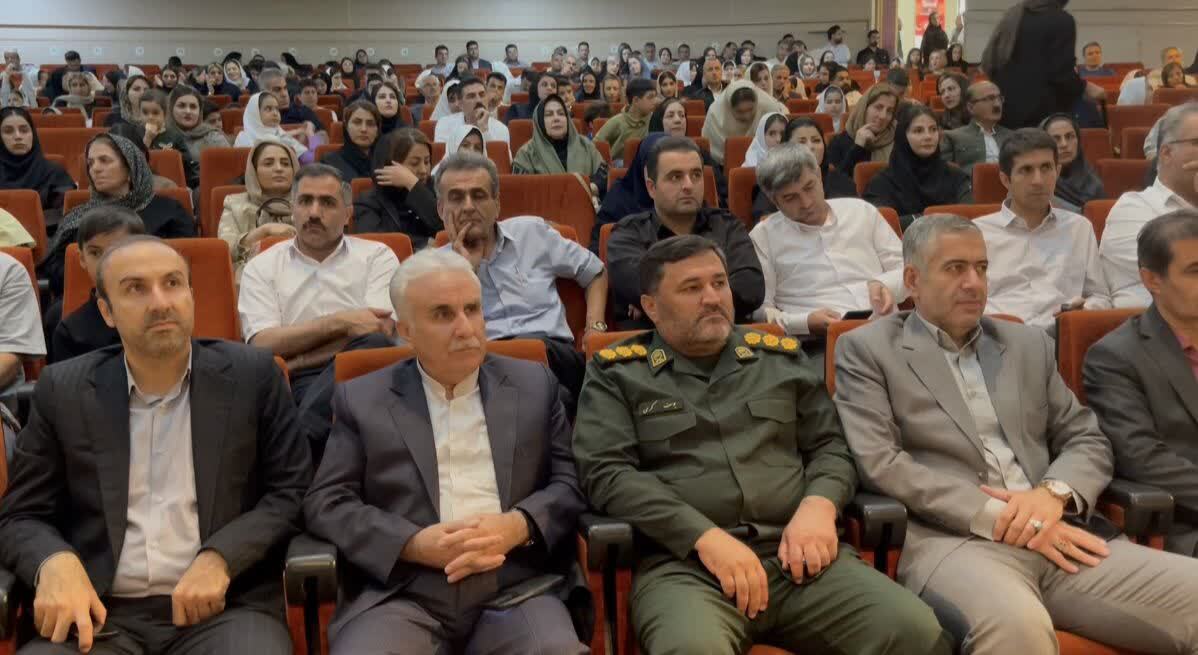 پیام آذری