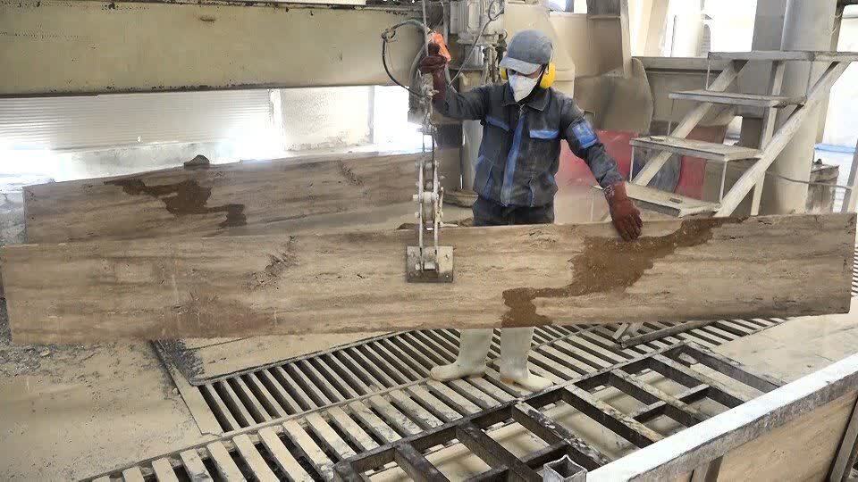 پیام آذری