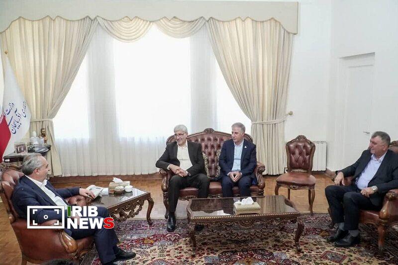 پیام آذری
