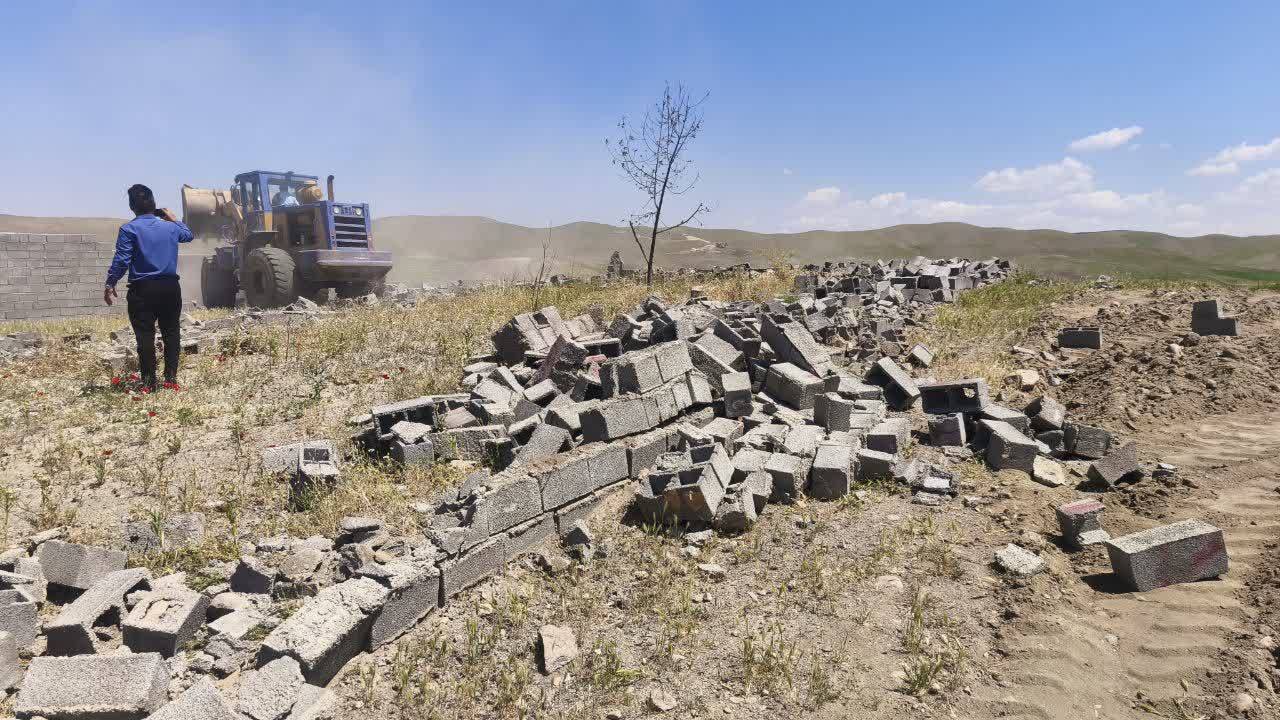 پیام آذری