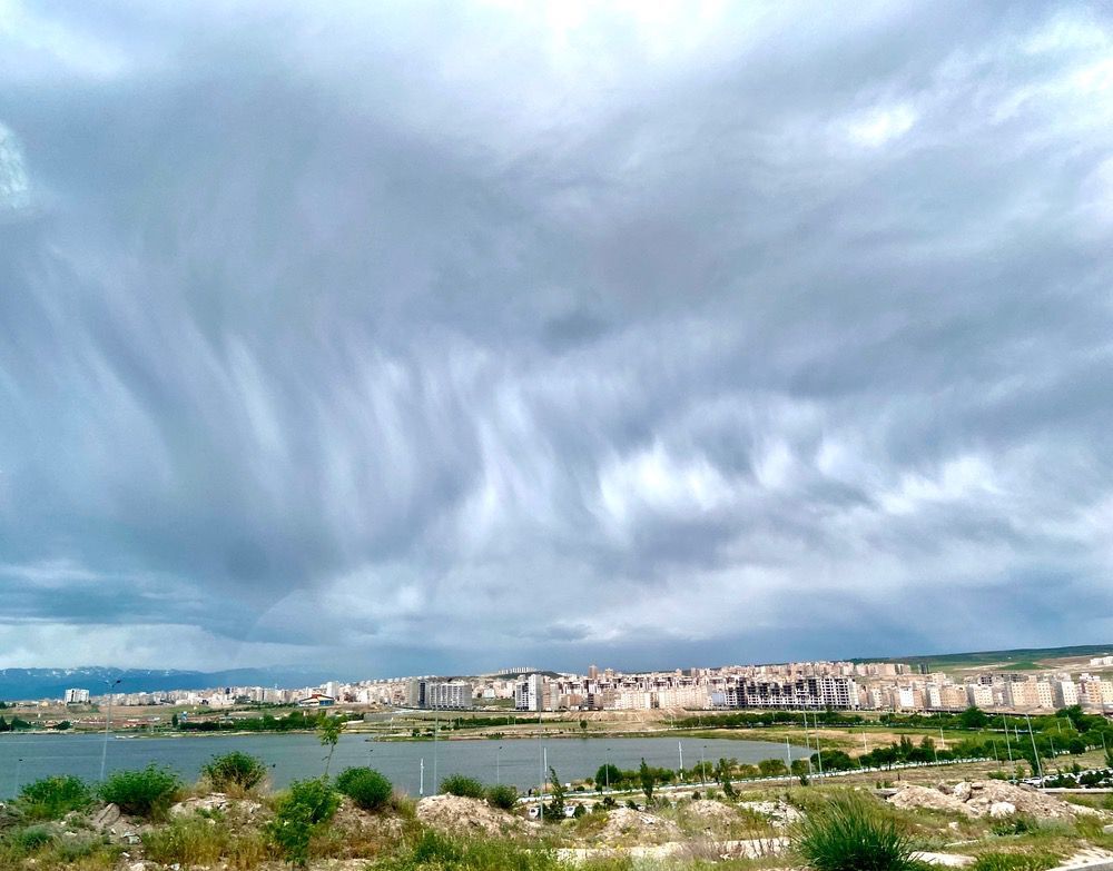 پیام آذری