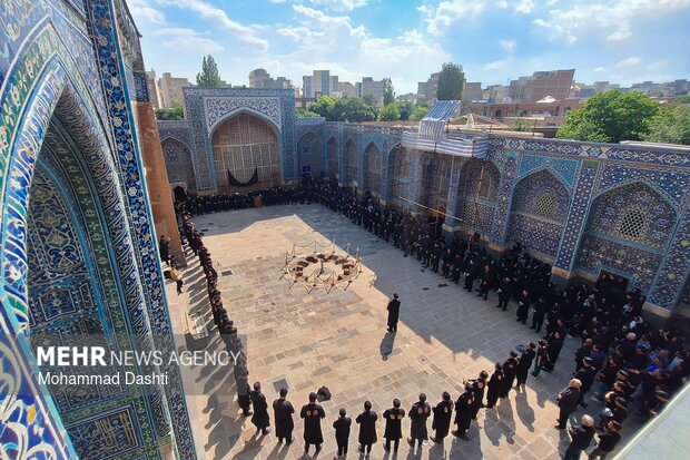 پیام آذری