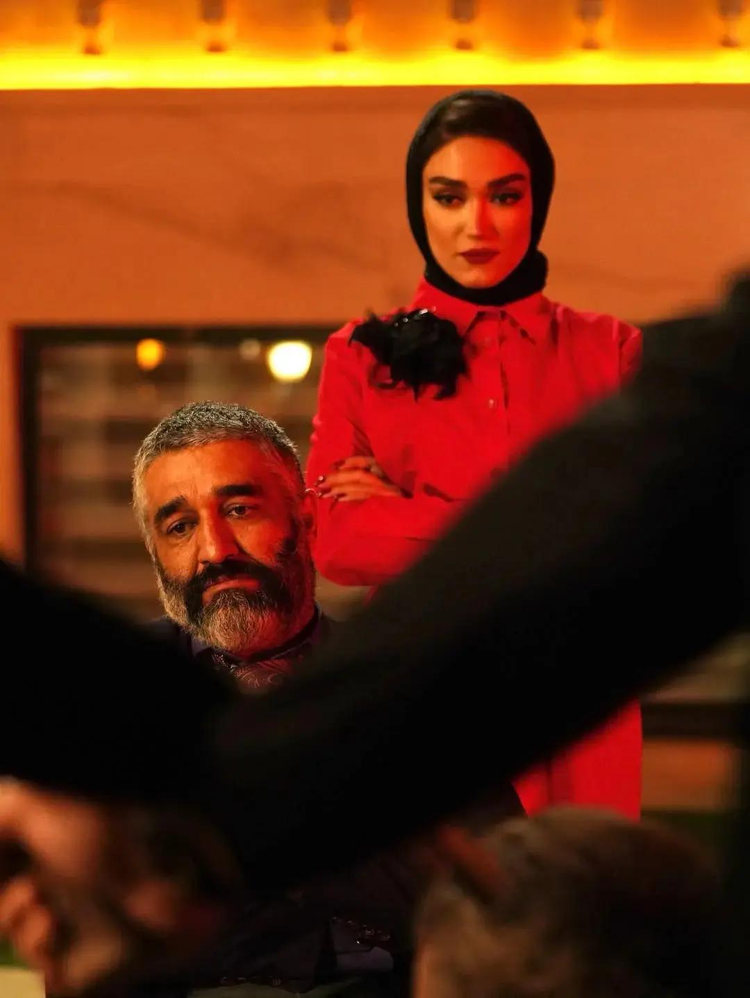 پیام آذری