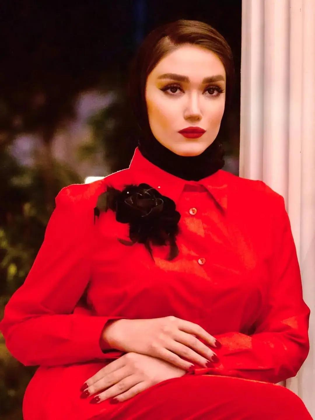 پیام آذری