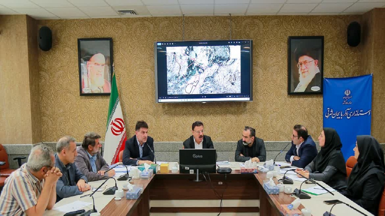 پیام آذری