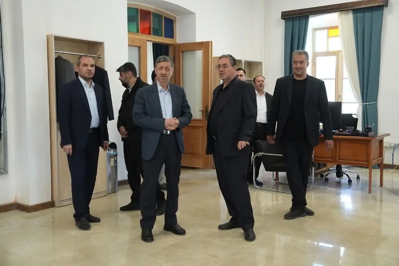 بازدید استاندار آذربایجان‌غربی و رئیس ستاد اجرایی از عمارت خورشید
