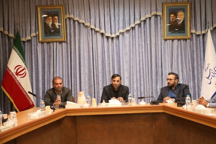 پیام آذری