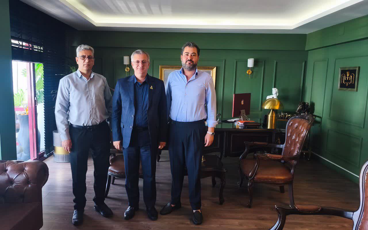 پیام آذری