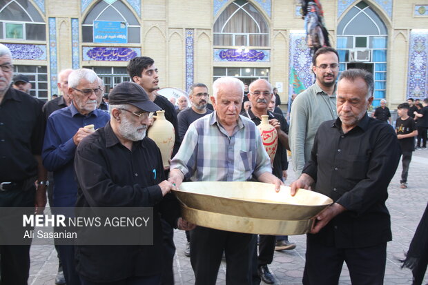 پیام آذری