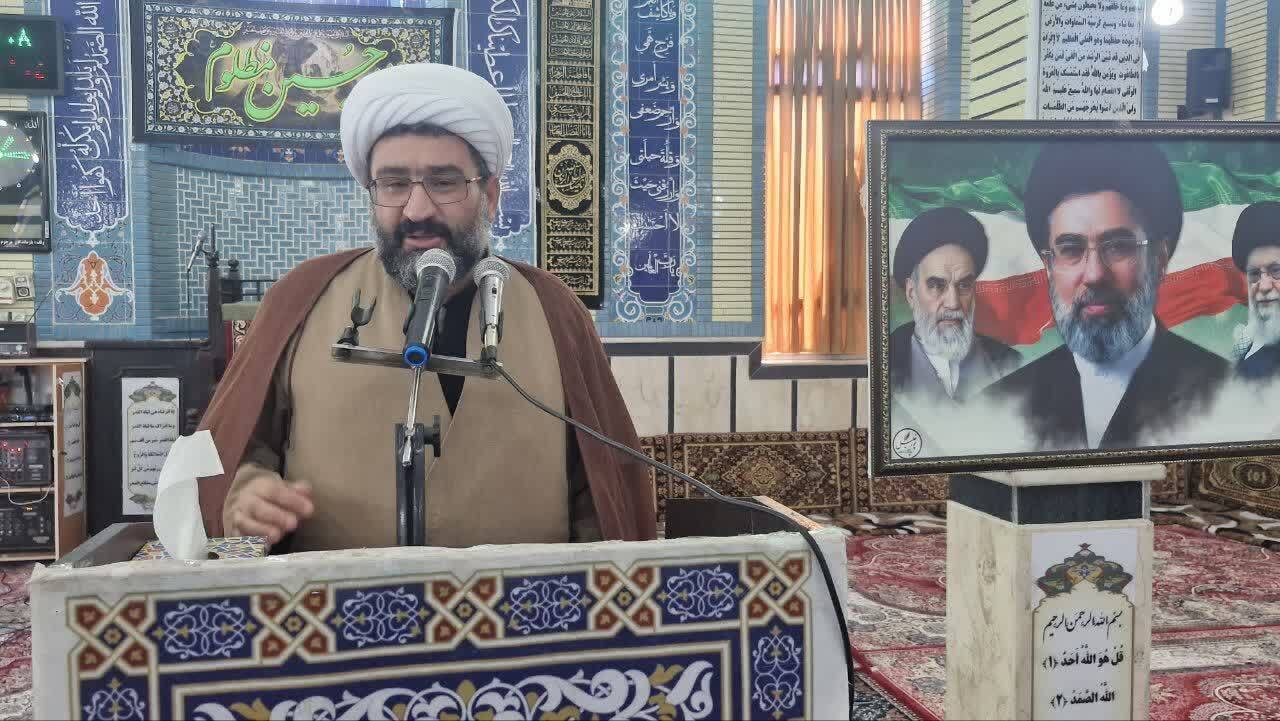 پیام آذری