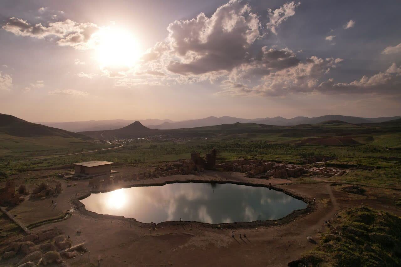 پیام آذری