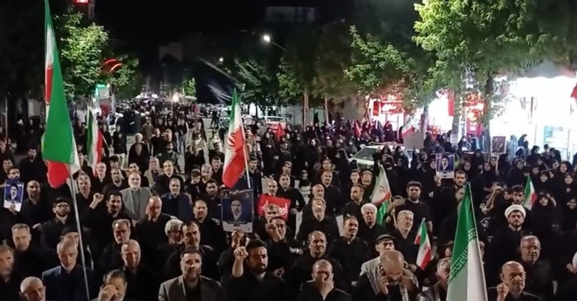 طنین فریاد «مرگ بر اسراییل» در تجمع شبانه مردم میاندوآب