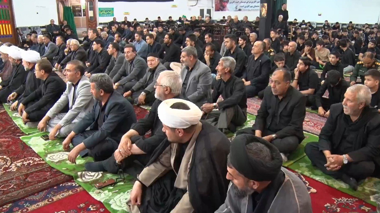 خدمات رسانی به مردم و رفع مشکلات آنها اولویت اصلی مسئولان
