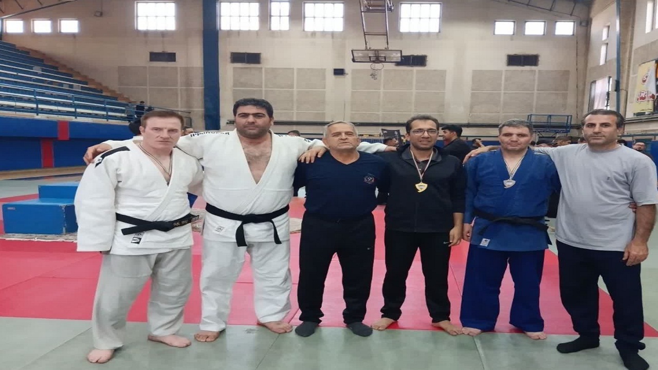 پیام آذری