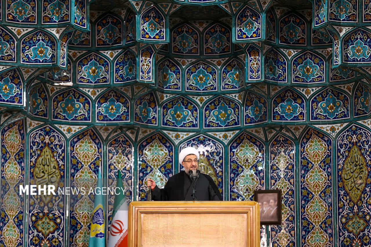 امام جمعه تبریز: حضرت زینب(س) الگوی صبر، علم و بصیرت برای بانوان است
