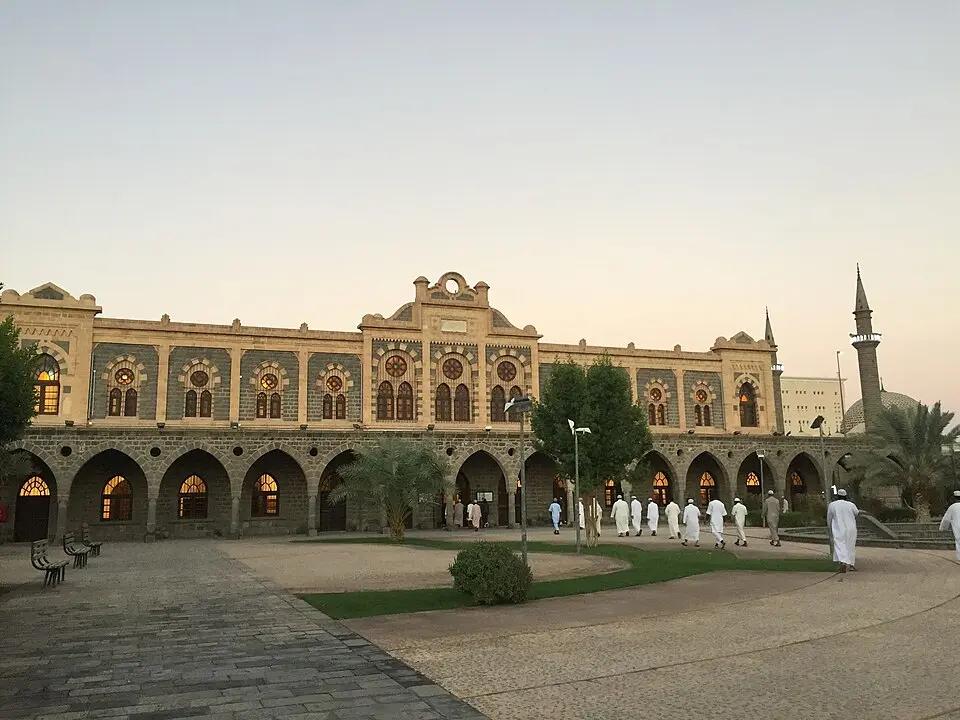 پیام آذری