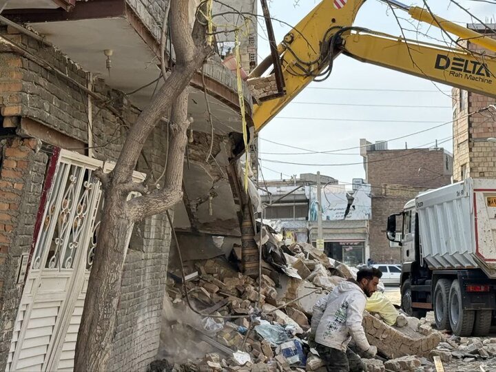 ۴ همت برای جبران خسارات جنگ در آذربایجان غربی لازم است