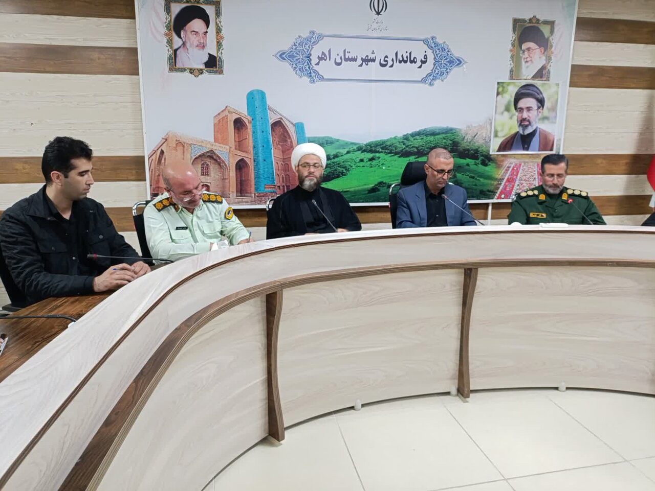 خاکپور: وحدت ملی مهم‌ترین نیاز کشور در شرایط کنونی است