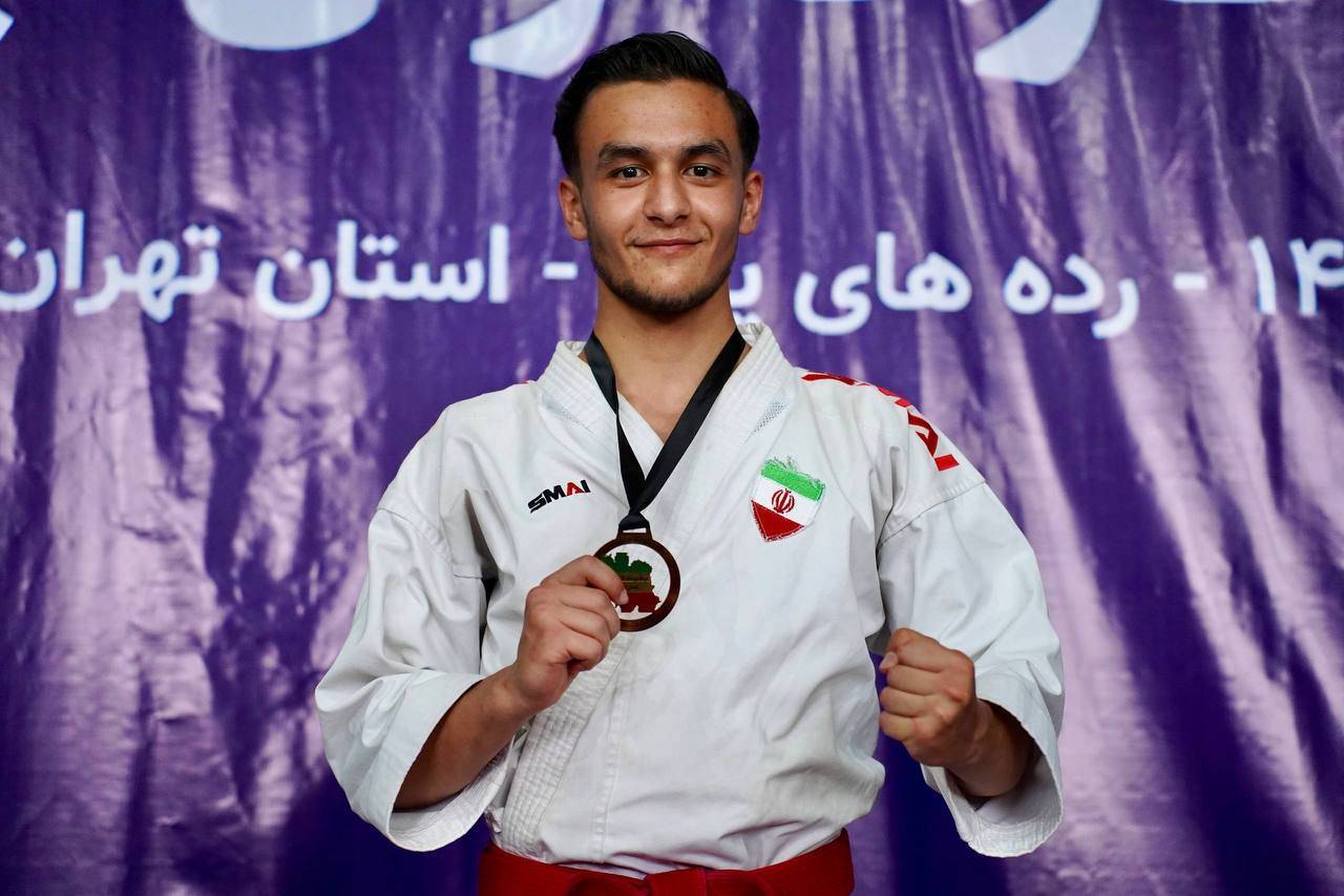 پیام آذری