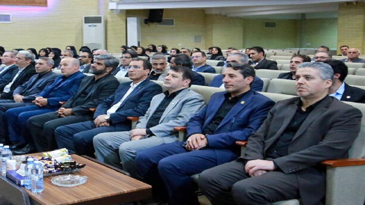 پیام آذری