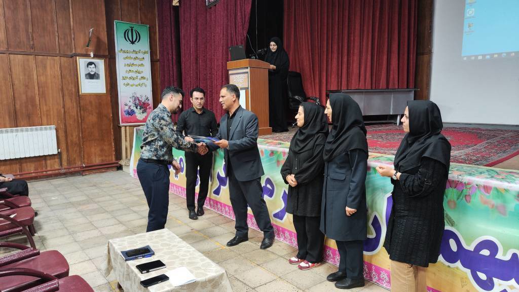 برگزاری کارگاه آموزشی مشترک آبداران و بهورزان در سلماس