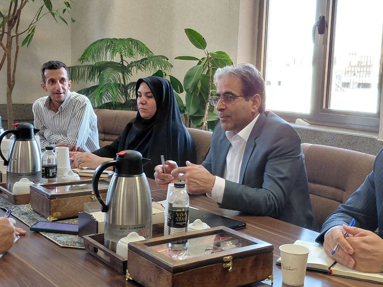 توسعه خدمات آموزشی و درمانی جهاد دانشگاهی باید با جدیت دنبال شود