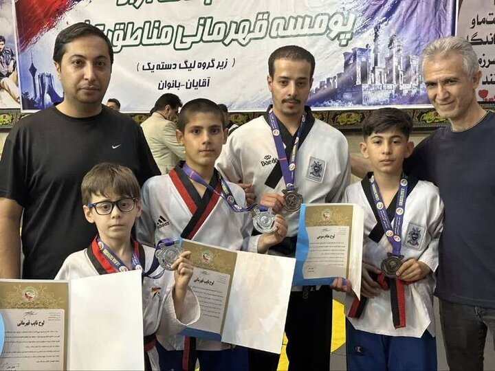 پیام آذری
