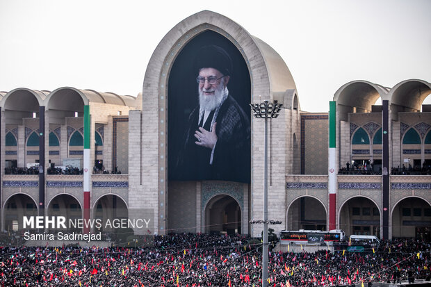 پیام آذری