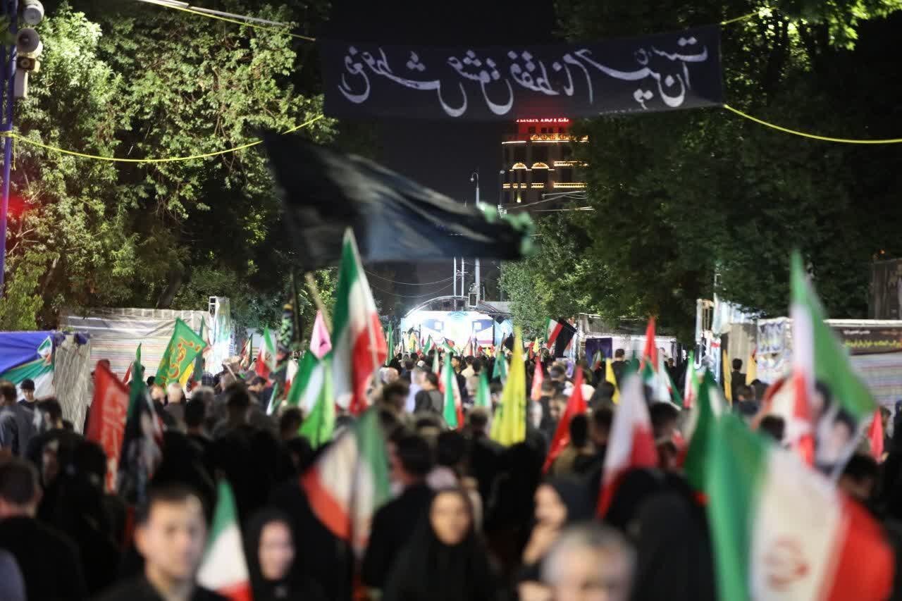 میدان داری مردم ارومیه در ادامه شب‌های اقتدار ملی در خیابان