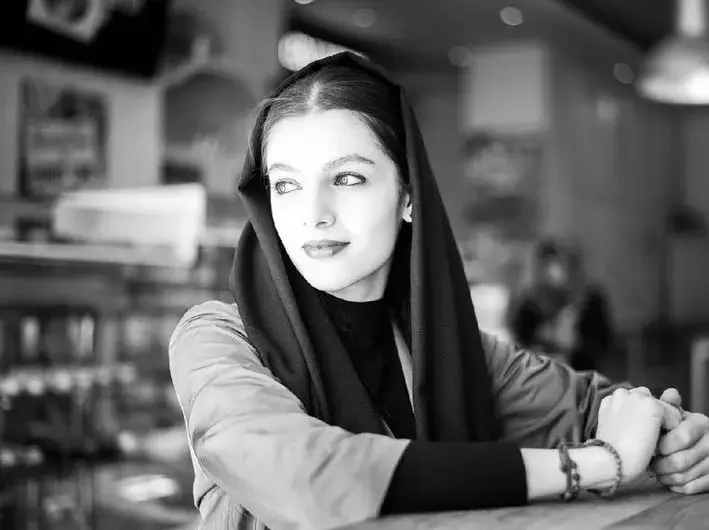 پیام آذری