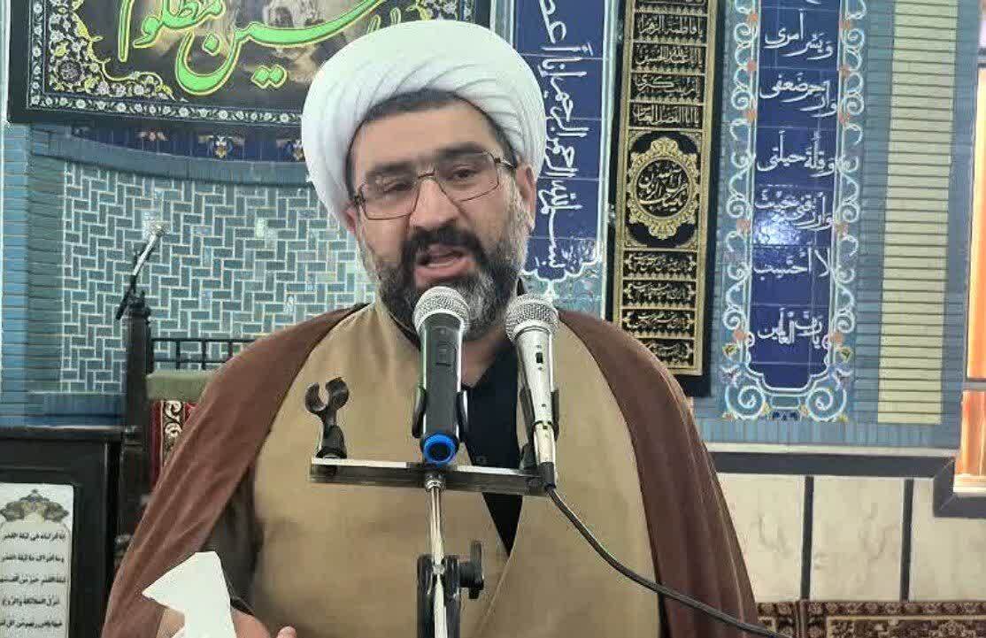 پیام آذری
