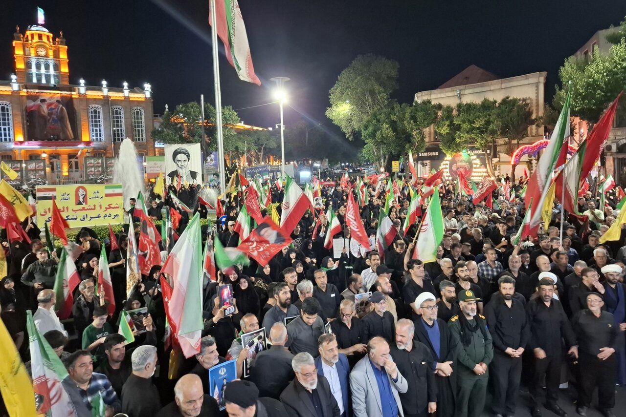 بزرگداشت قائد شهید امت در صد و سی‌وسومین اجتماع شبانه مردم تبریز