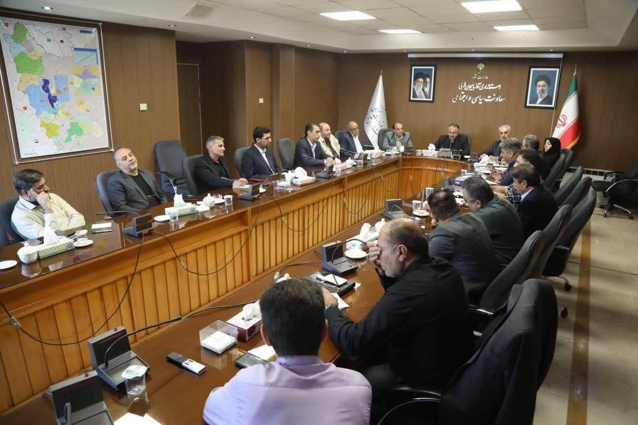 پیام آذری