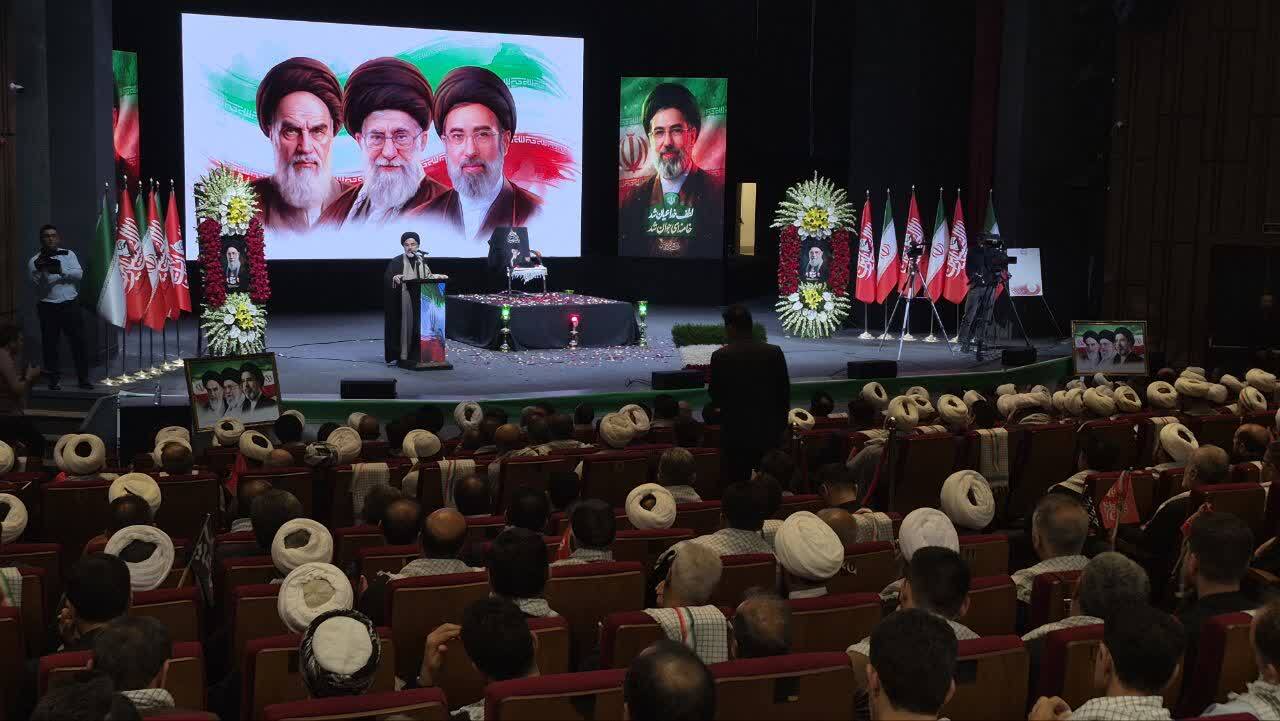 پیام آذری