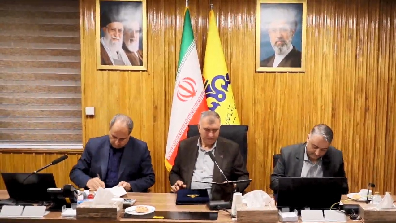 پیام آذری