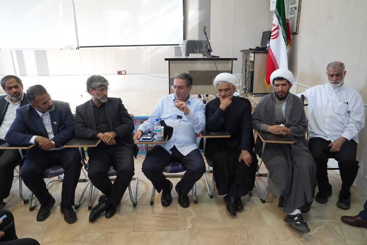 پیام آذری