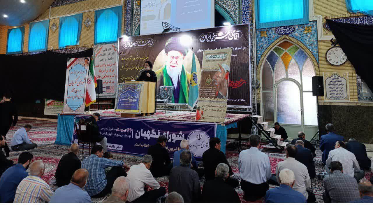 تاکیدامام جمعه سلماس برضرورت خونخواهی رهبر شهید انقلاب وشهدای راه حق
