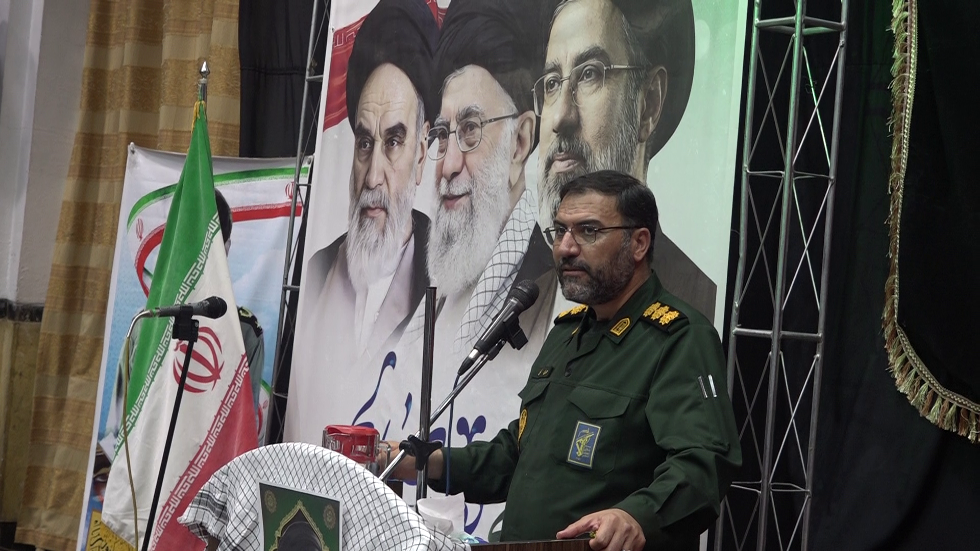 پیام آذری