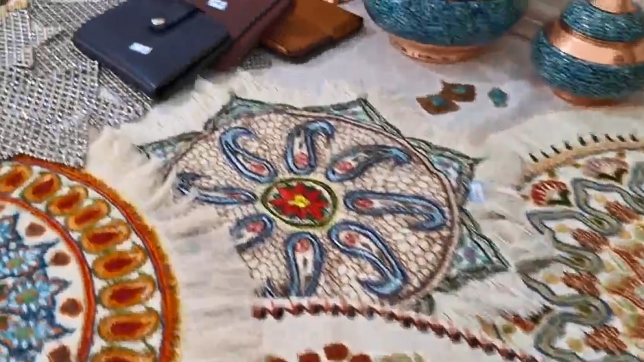 پیام آذری