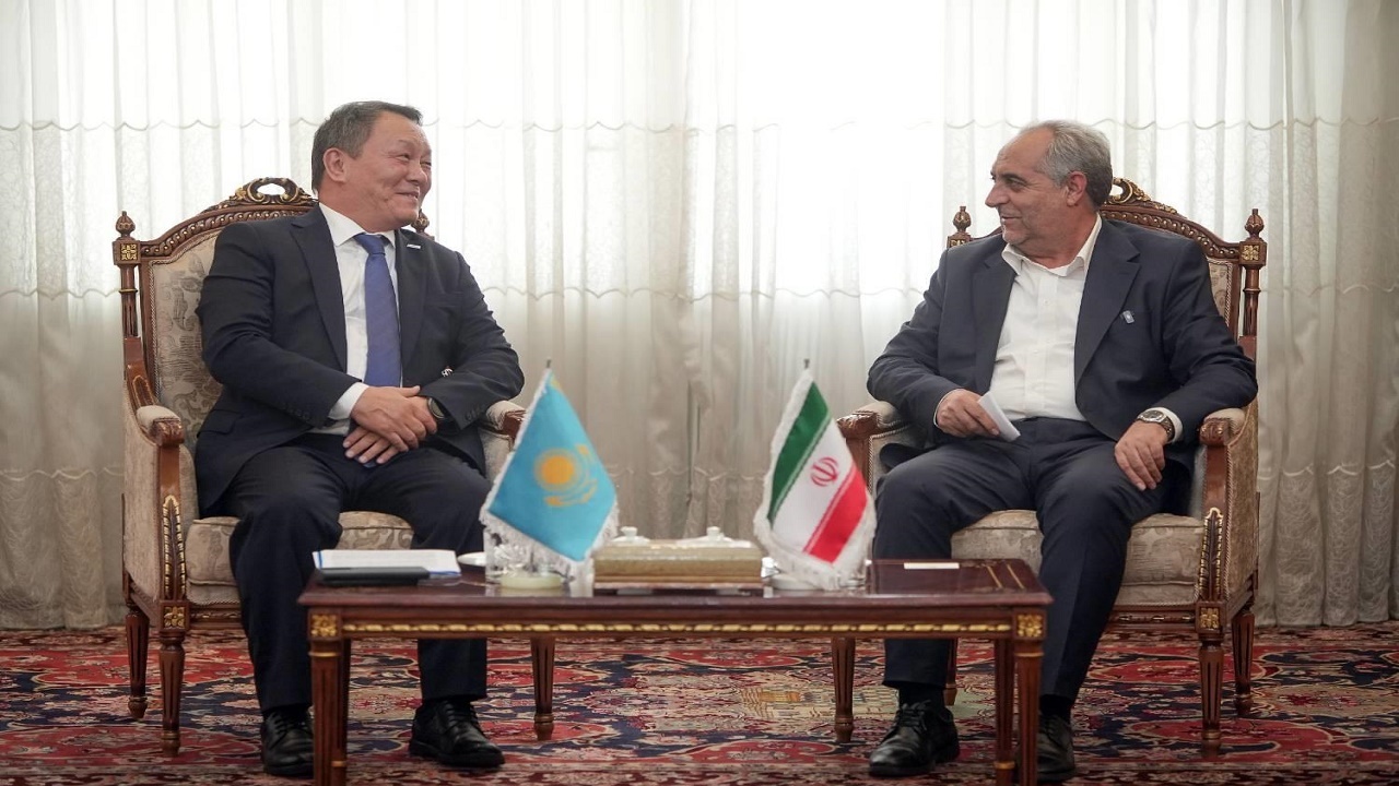 پیام آذری