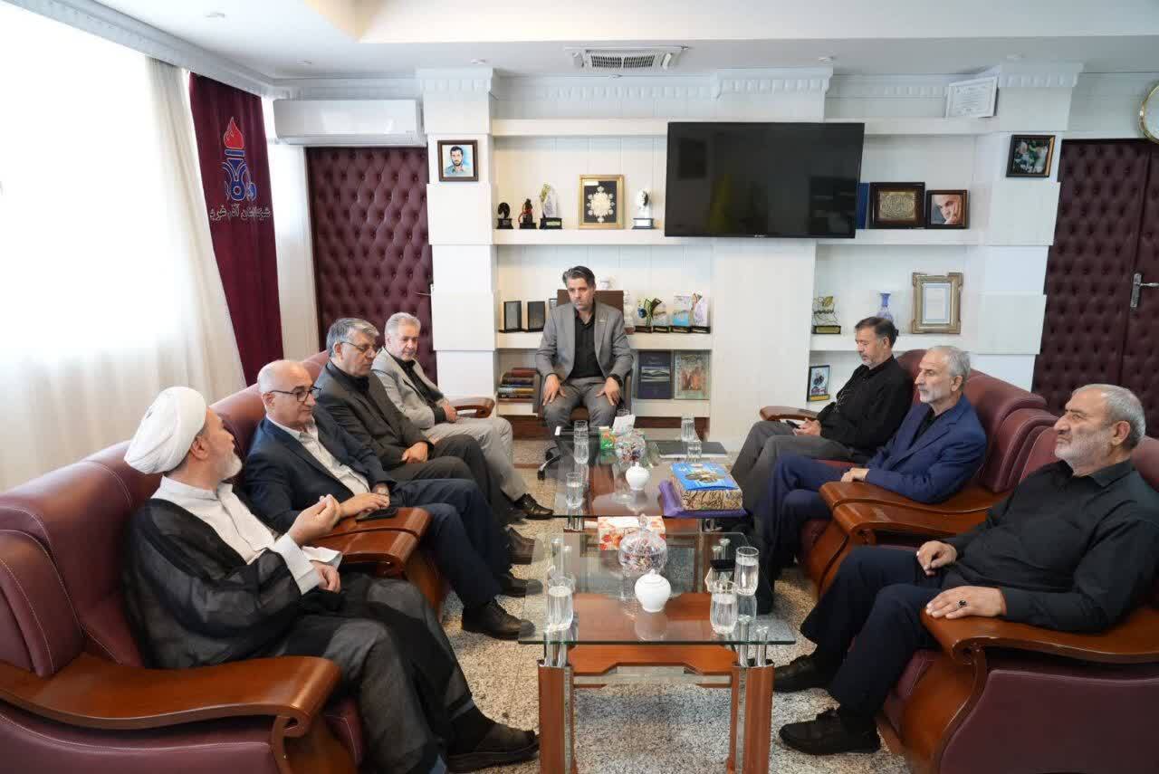 پیام آذری
