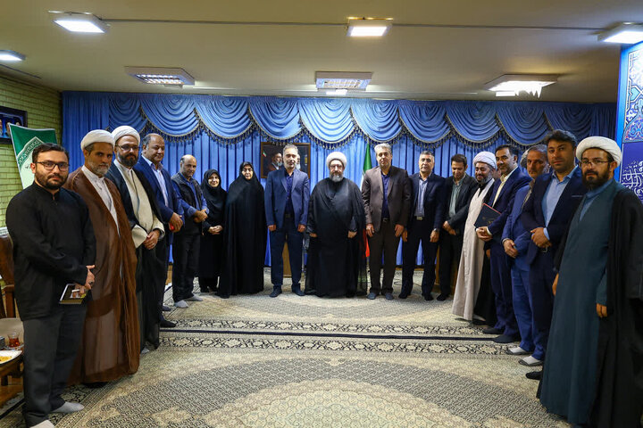 پیام آذری