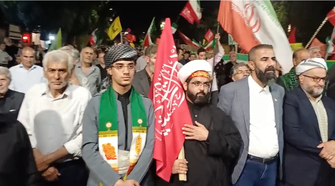 نمایش اقتدار و اتحاد سلماسی‌ها در ۱۴۴ مین موج شب‌های مقاومت ملی
