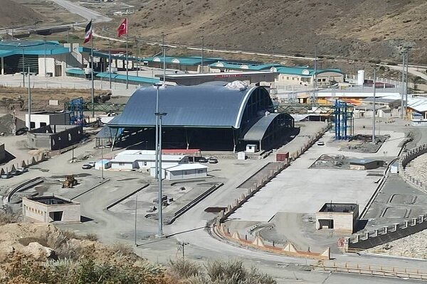 پیام آذری