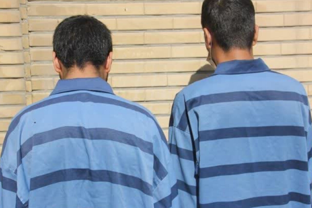 دستگیری سارقین اماکن خصوصی با ۱۱ فقره سرقت در بستان آباد