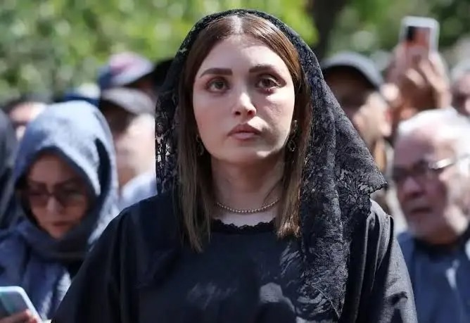 سفر در زمان؛ «بهنوش طباطبایی» با چادر و زنبیل؛ سال ۹۴