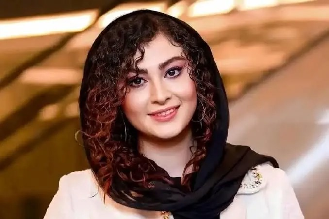 تبریک عاشقانه مریم مومن برای تولد پدرش؛ «سایه‌ات بالای سرم همیشه باشه بابای قشنگم»