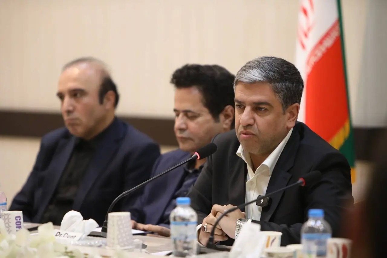 مشکلات تردد گمرکی رفع شود